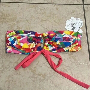 NWT B Swim Bikini Top Size XS